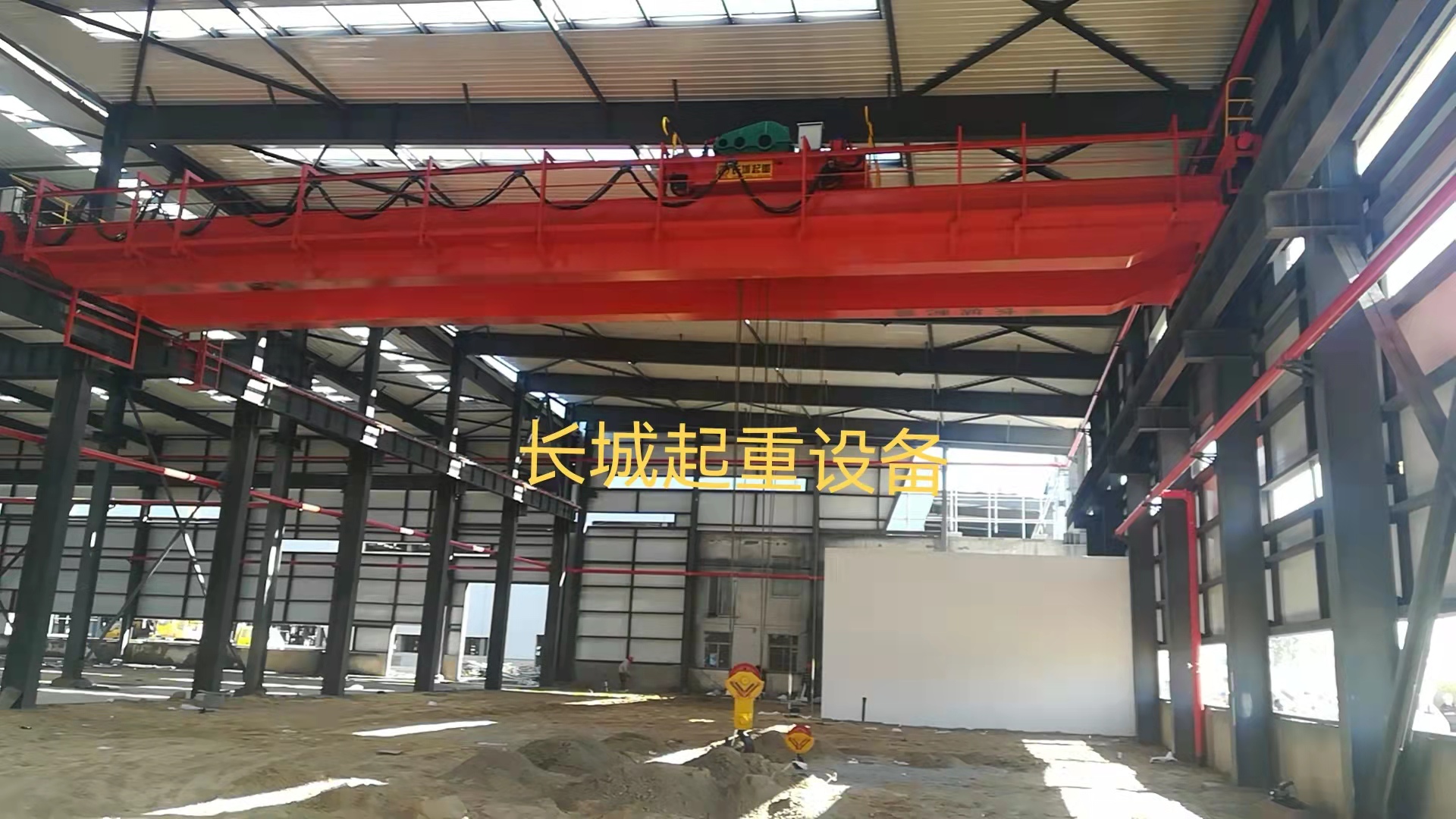 QD32/5t-22.52m的雙梁橋式起重機交付使用